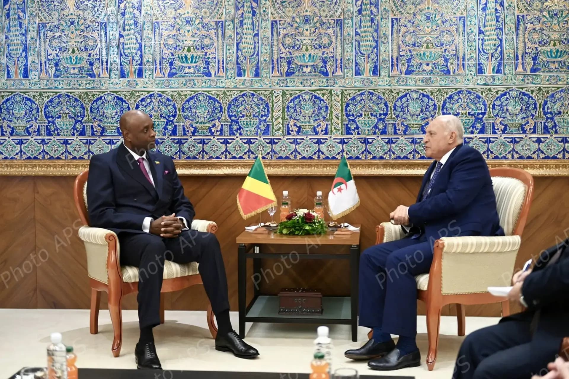 Attaf reçoit son homologue congolais 