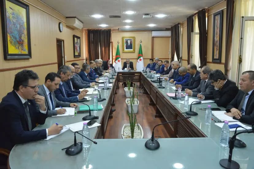 Education : tenue d'une conférence nationale en prévision des examens scolaires et de l'entrée scolaire