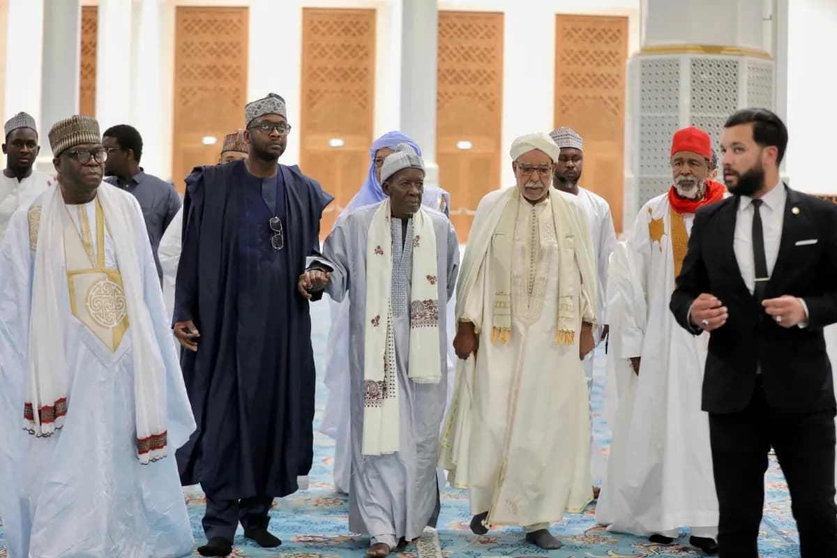 Le recteur de Djamaâ El-Djazaïr reçoit le Khalife général de la Fayda Tidjania au Sénégal