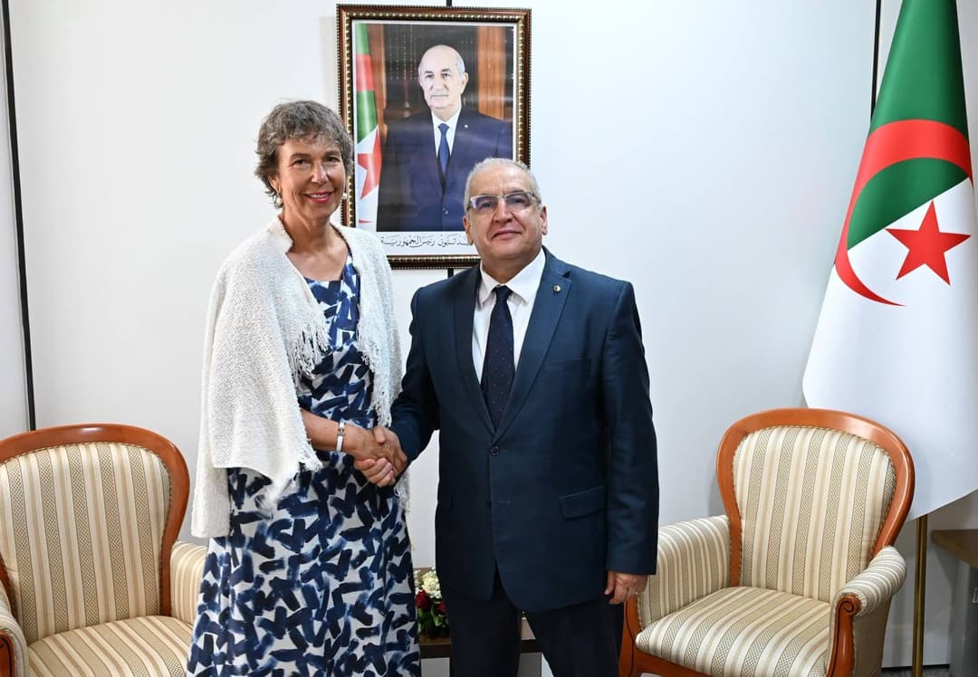 M. Magramane reçoit l'ambassadrice de la Confédération suisse en Algérie