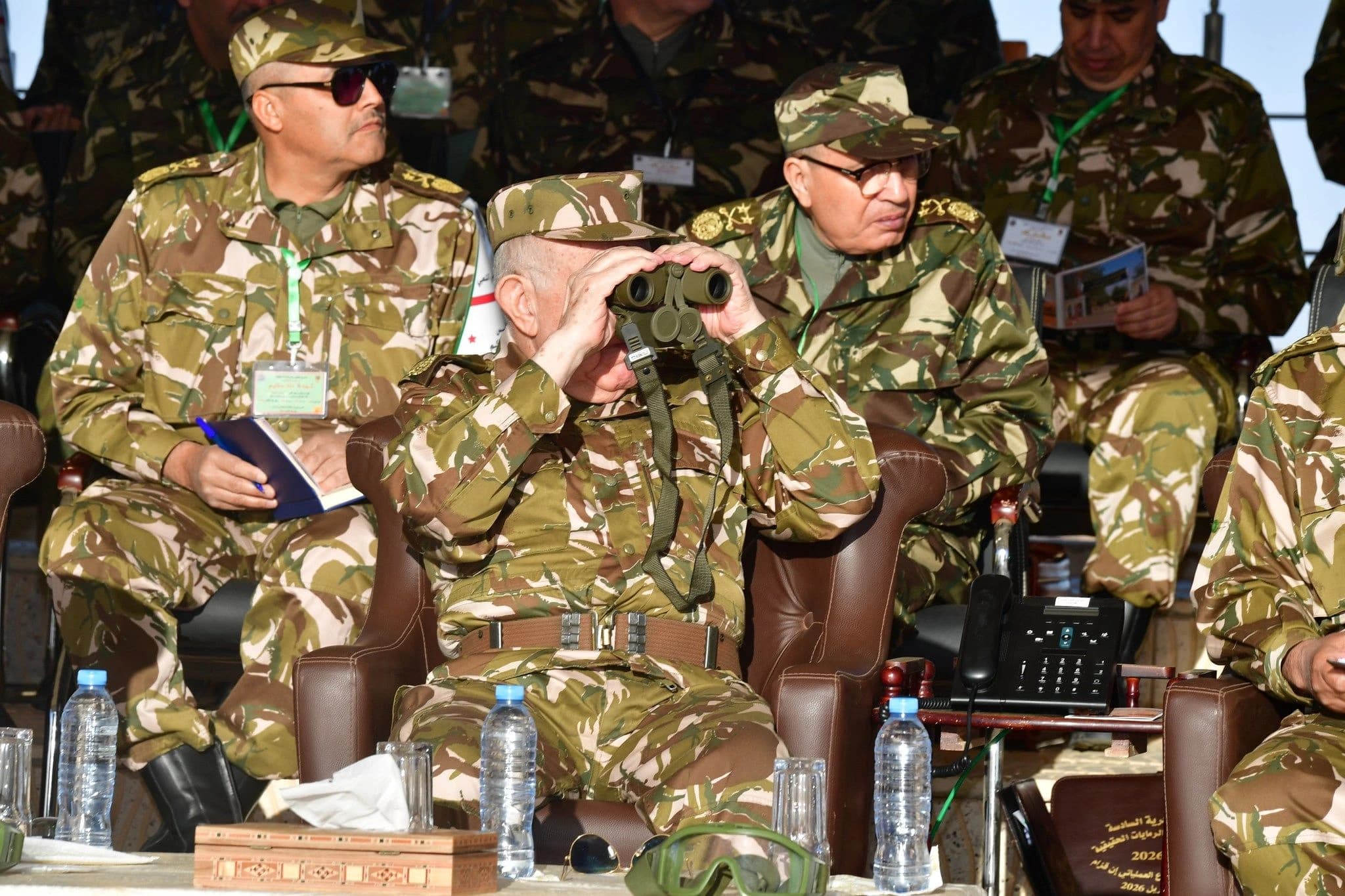 Le Général d'Armée Chanegriha supervise à In Guezzam l'exécution d'un exercice tactique avec munitions réelles