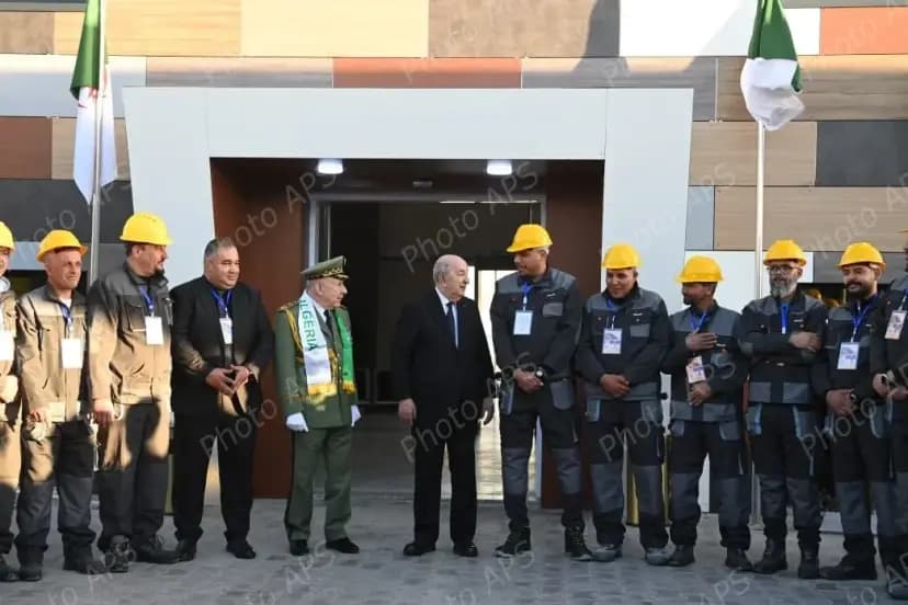 Le président de la République annonce officiellement le lancement de l'exploitation de la nouvelle ligne ferroviaire Gara Djebilet-Tindouf-Béchar