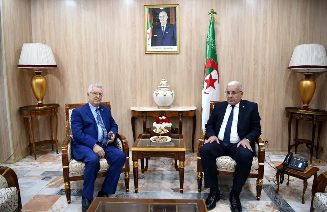 Le président APN Brahim Boughali/ président du Conseil de la nation Azouz Nasri.