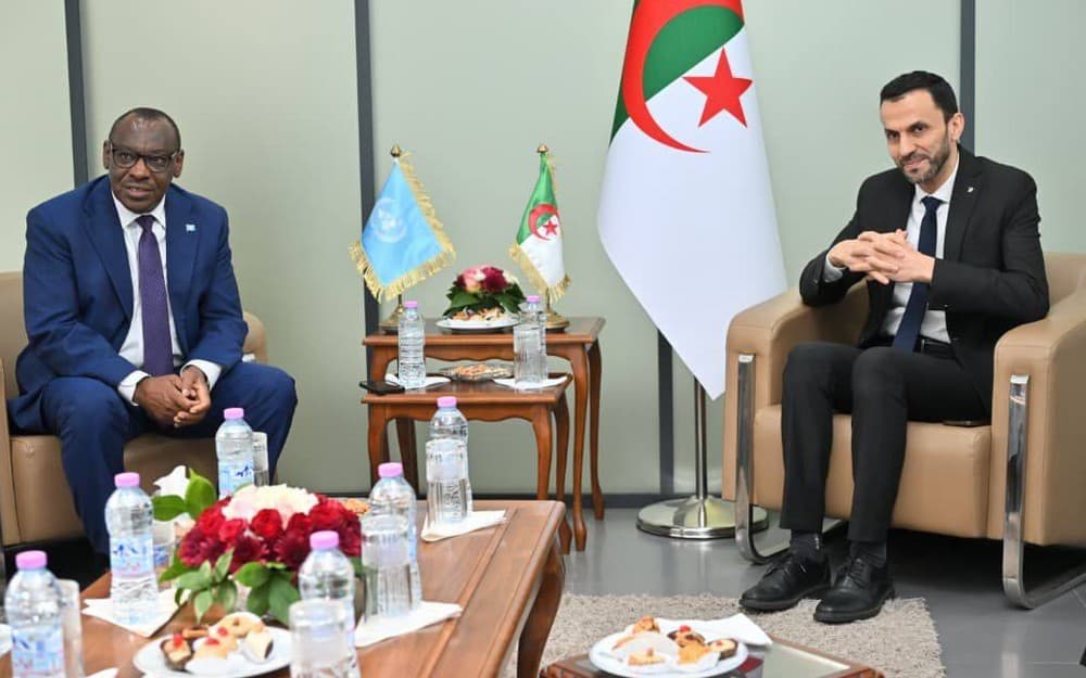 Ouadah reçoit le SG adjoint de l’ONU pour examiner les opportunités de coopération