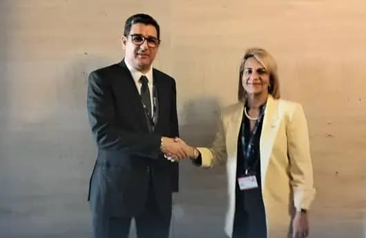 Ait Messaoudene s'entretient avec la cheffe de la délégation cubaine