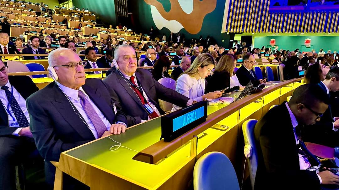 Le ministre des Affaires étrangères Ahmed Attaf, a participé, lundi à New York, à la séance plénière de haut niveau de l'Assemblée générale (AG), consacrée à la célébration du 80e anniversaire de la création de l'Organisation des Nations Unies.