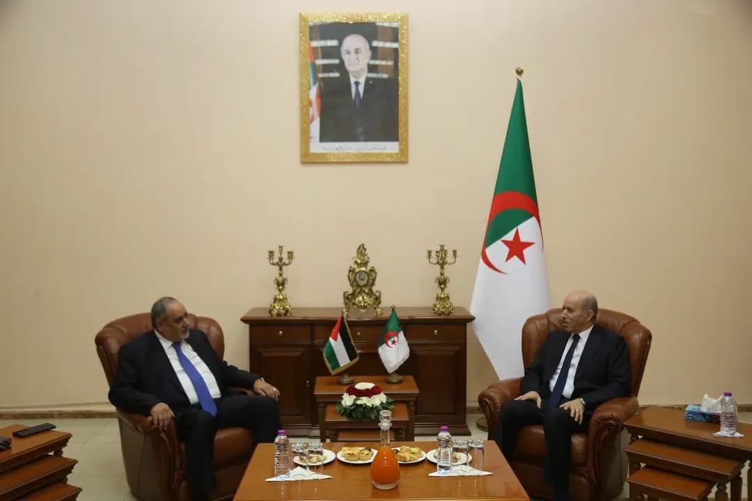 Saihi reçoit le SG de la Fédération générale des syndicats de Jordanie 