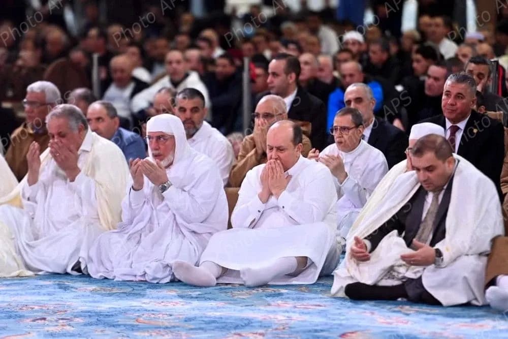 Le Premier ministre préside à Djamaâ El-Djazair une cérémonie religieuse 