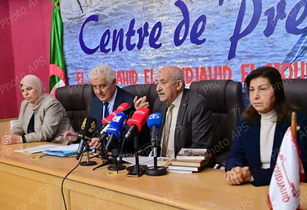 Les rôles pivots de la femme algérienne à travers l'histoire au centre d'une conférence à Alger