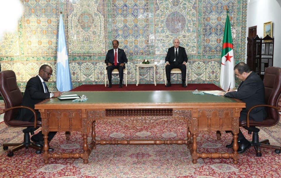 Le président de la République copréside avec son homologue somalien la cérémonie de signature de plusieurs accords de coopération