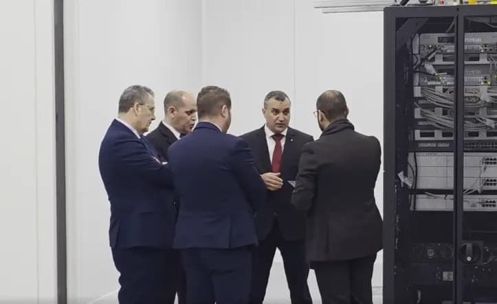 Zerrouki inspecte à Valence le siège d'Algérie Télécom Europe