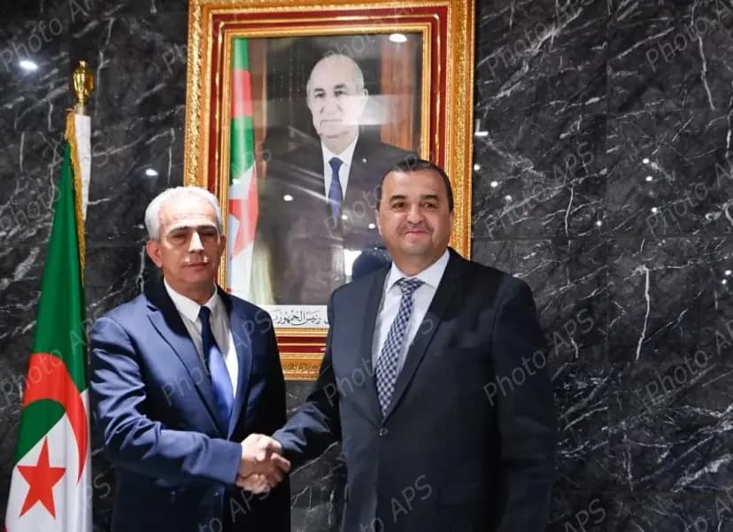 Mourad Hanifi prend ses fonctions de ministre des Mines et des Industries minières