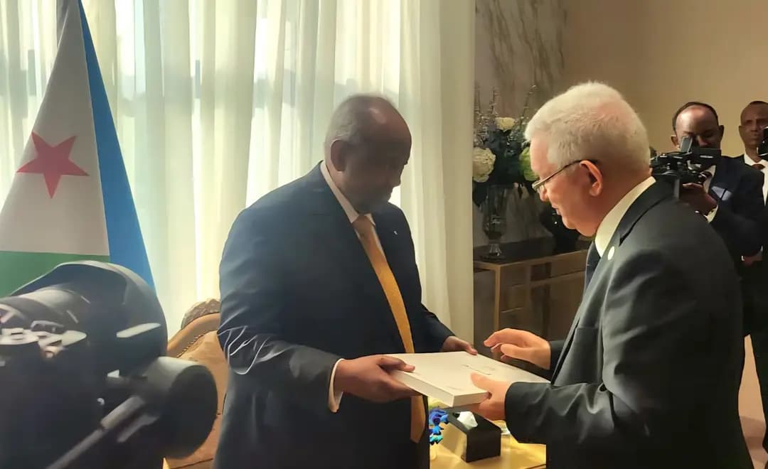 Nasri reçu par le président de la République de Djibouti, porteur d'une lettre du président de la 
