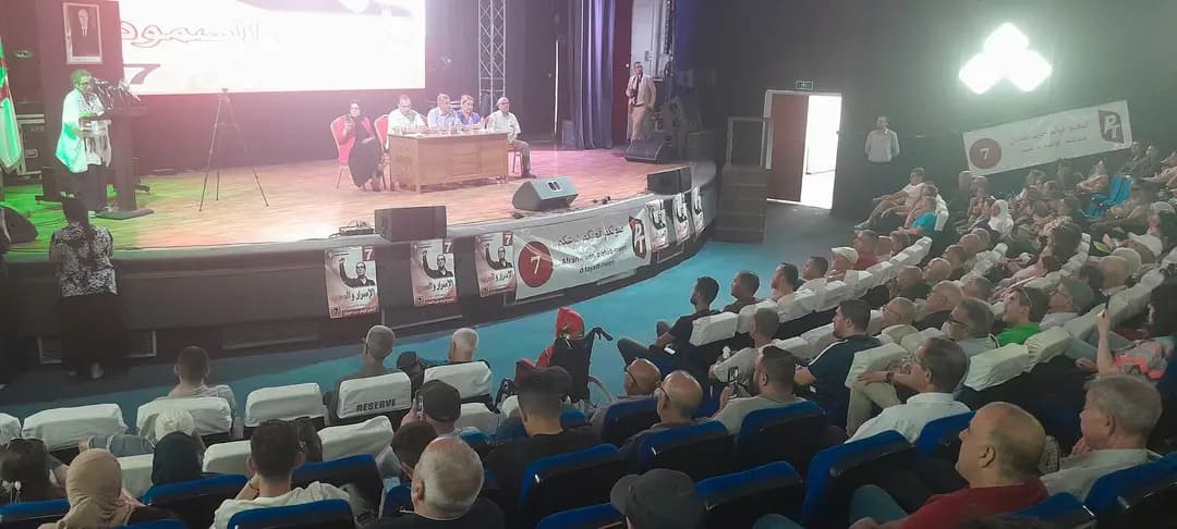 Louisa Hanoune appelle à la préservation des acquis de la démocratie en votant massivement