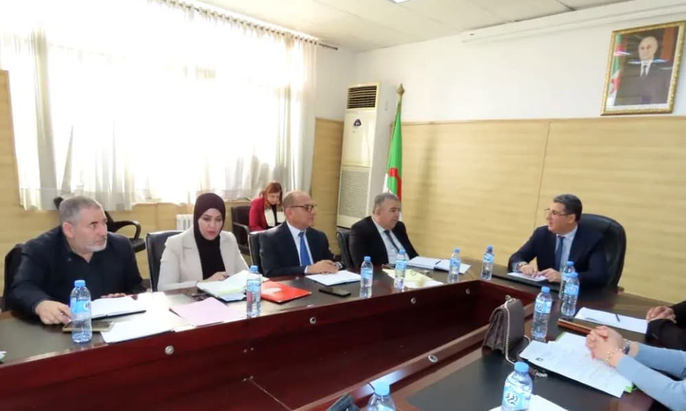 Le ministre de la Santé rencontre des membres du SNPSP 