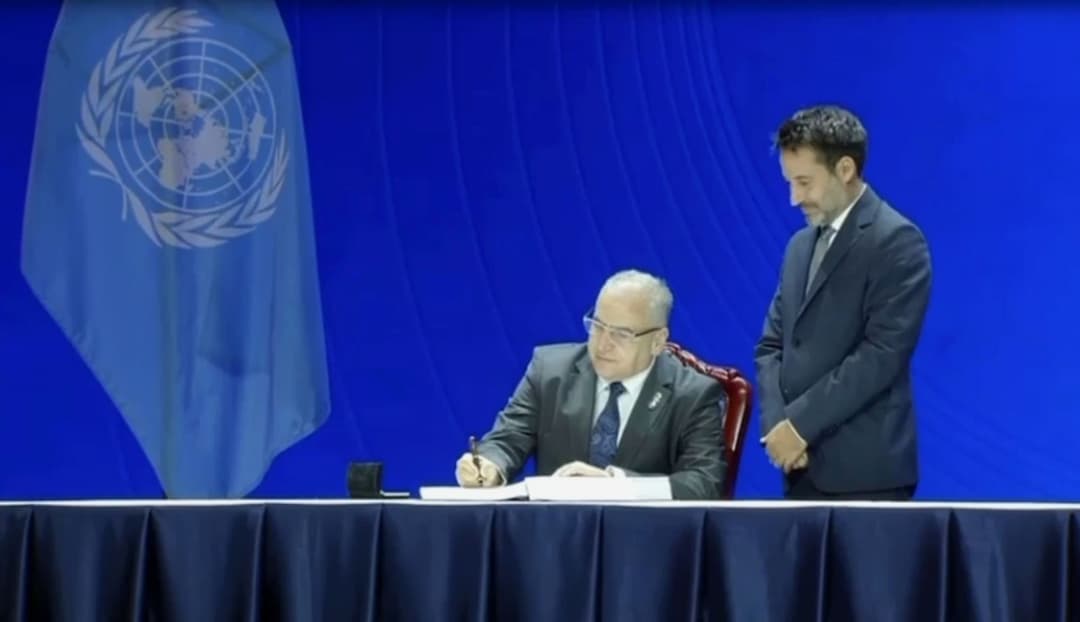 Chargé par le président de la République, M. Magramane signe au nom de l'Algérie la Convention des Nations Unies sur la lutte contre la cybercriminalité