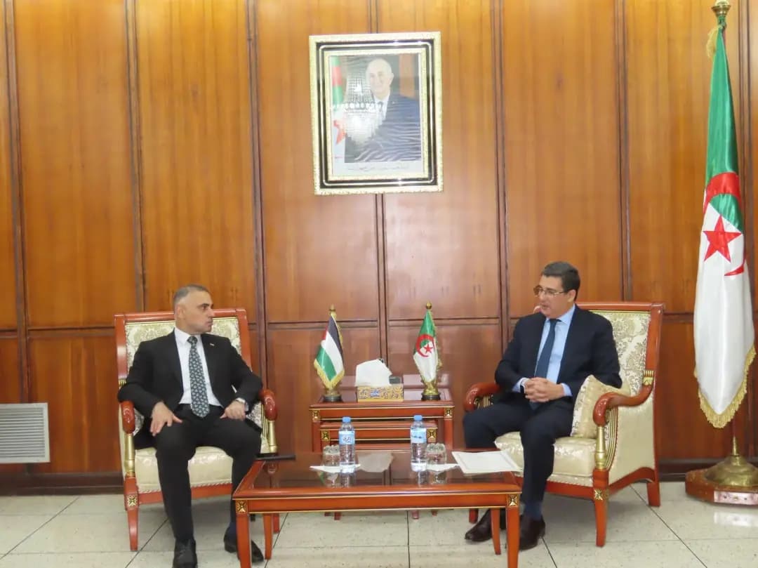 Le ministre de la Santé reçoit l'ambassadeur de l'Etat de Palestine en Algérie
