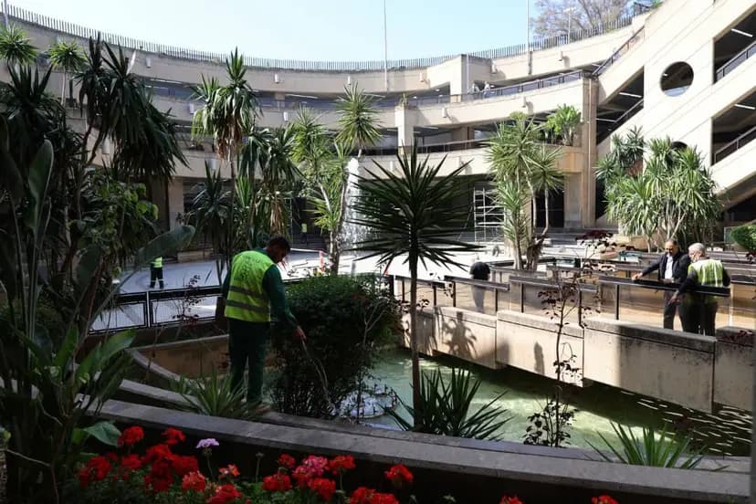 Le ministre, wali de la wilaya d’Alger inspecte les travaux de réhabilitation de Riadh El Feth