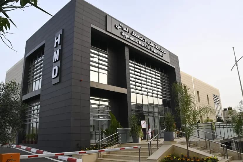 Le Général d'Armée Saïd Chanegriha supervise la cérémonie d'inauguration de nouvelles infrastructures sanitaires en 1ére 