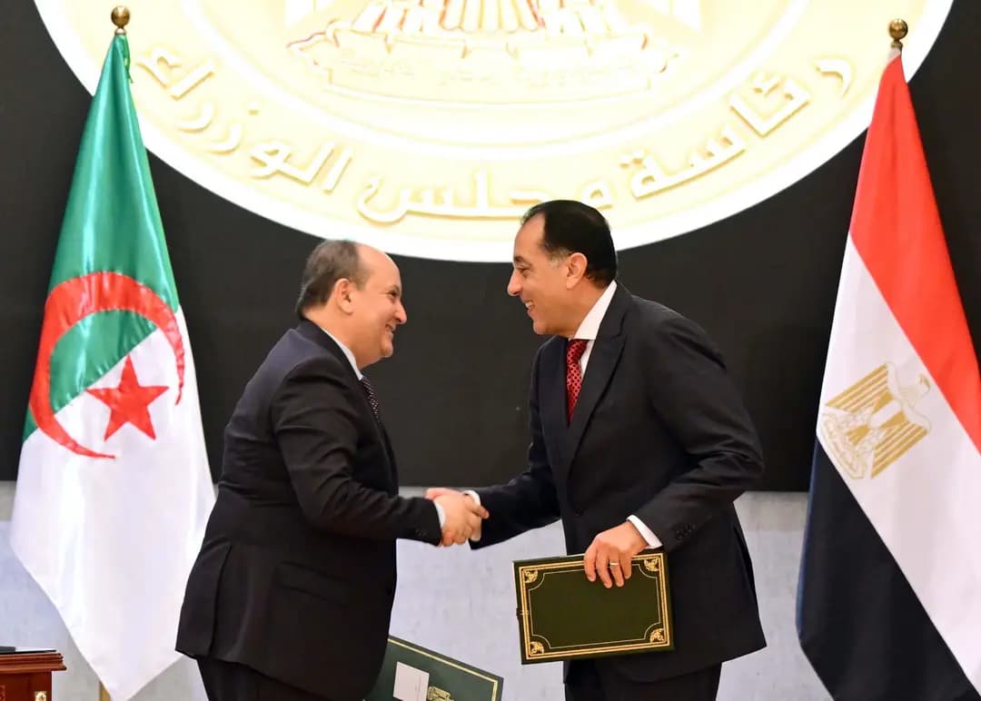 Grande commission mixte algéro-égyptienne : signature de plusieurs accords, mémorandums d'entente et programmes de coopération