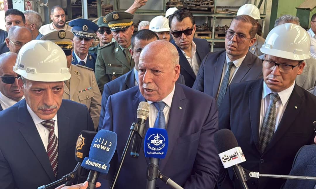 Le ministre de l'Industrie inspecte le fonctionnement du groupe Ferrovial à Annaba