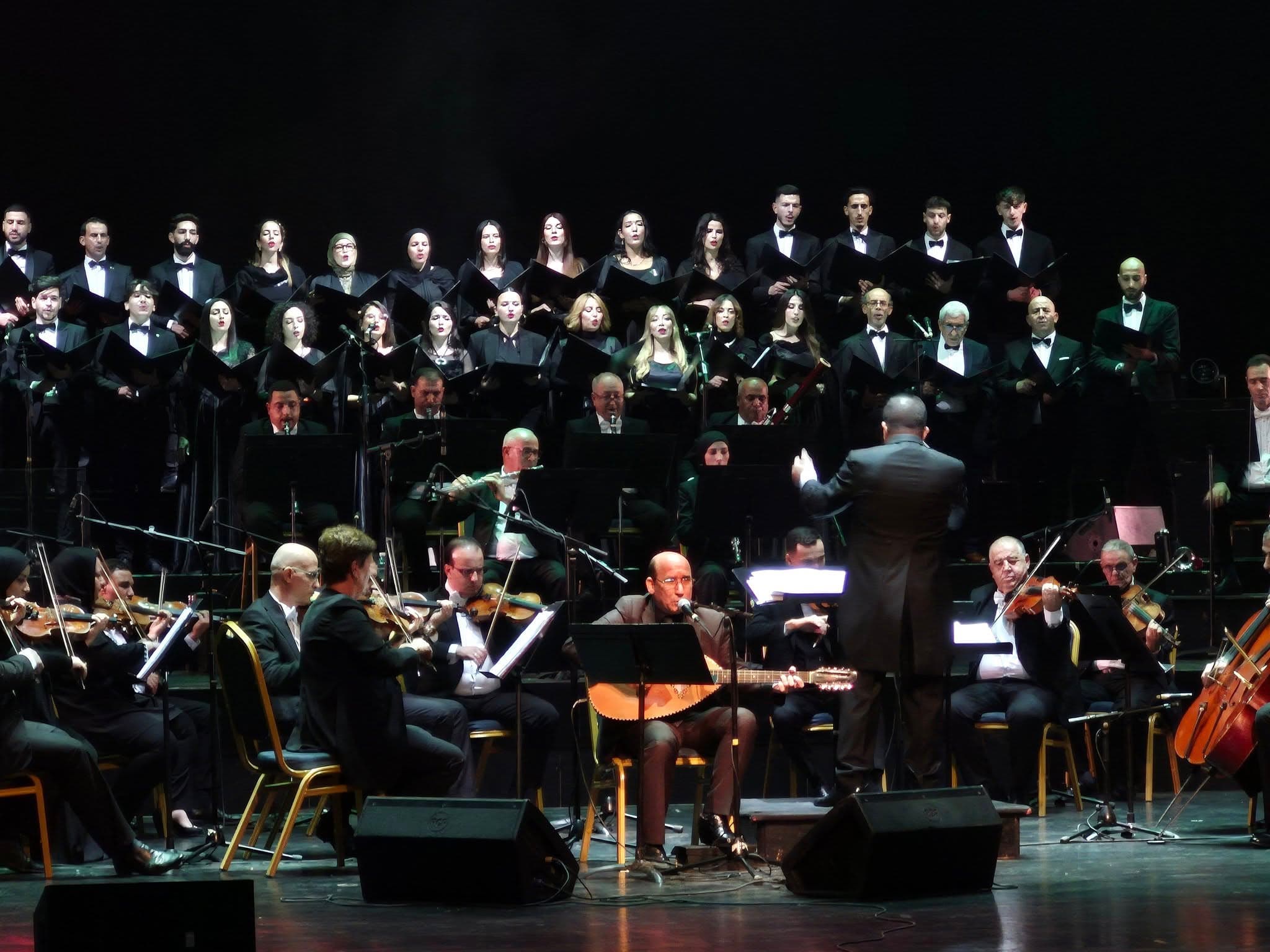 Chants, et poésies à Alger, en célébration du 71e Anniversaire du déclenchement de la guerre de libération nationale