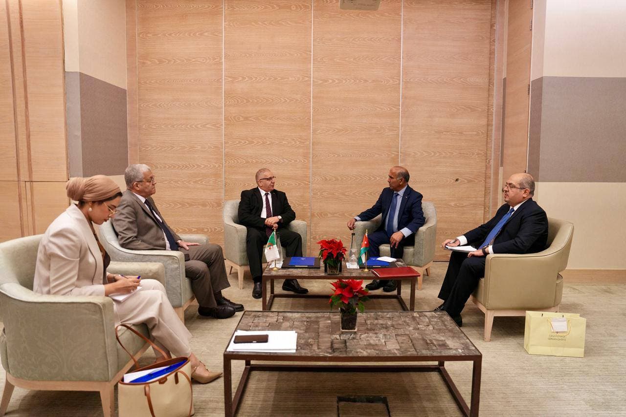 Magramane s'entretient avec son homologue jordanien 