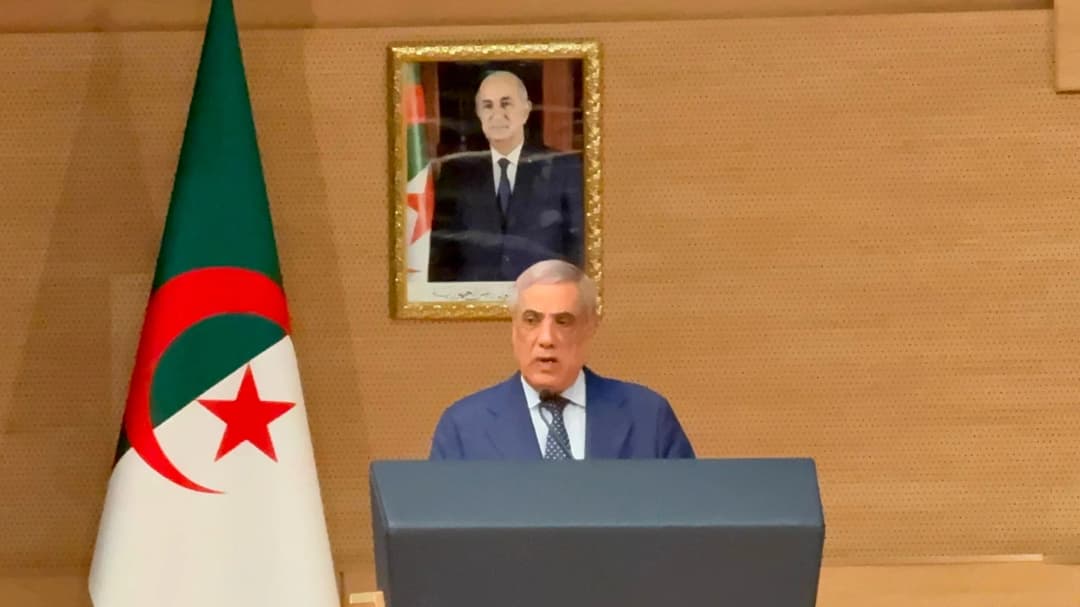 Larbaoui préside, à Alger, l'ouverture des travaux du Sommet national "La jeunesse et la participation politique", organisé par le Conseil supérieur de la jeunesse, sous le haut patronage du président de la République, M. Abdelmadjid Tebboune.