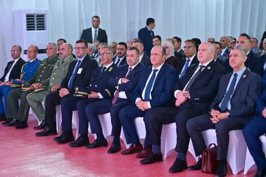 Le Premier ministre préside à Batna la cérémonie de signature d'accords de coopération visant à renforcer le partenariat industriel