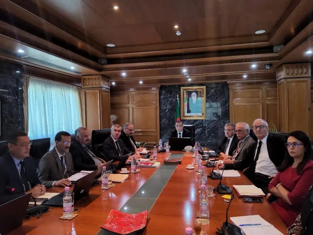 Adjal préside une réunion avec les responsables de Sonelgaz