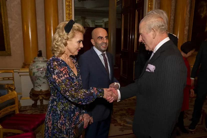 Le roi Charles III reçoit l'Algérien Samir Zitouni qui a sauvé des vies lors d'une agression dans un train en Grande Bretagne