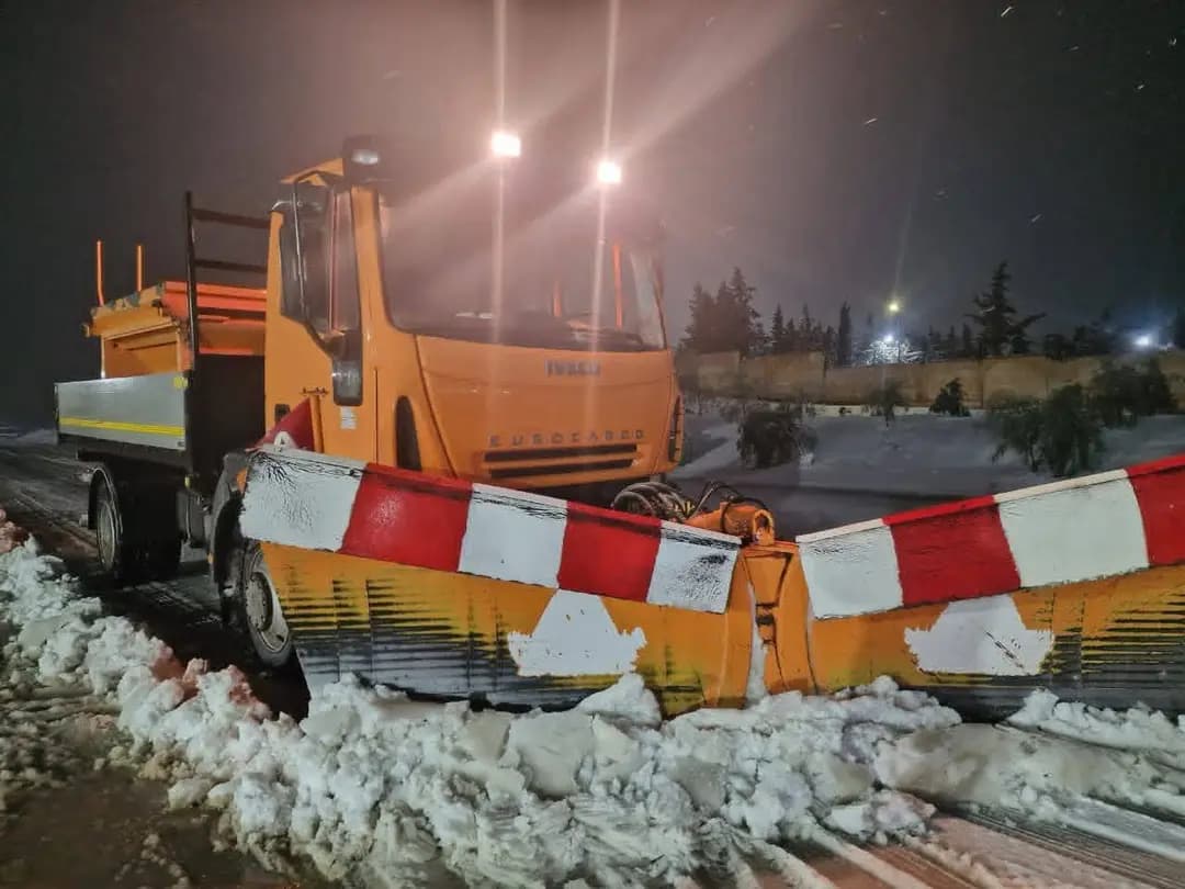 Les services des travaux publics poursuivent leurs interventions à travers plusieurs wilayas du pays