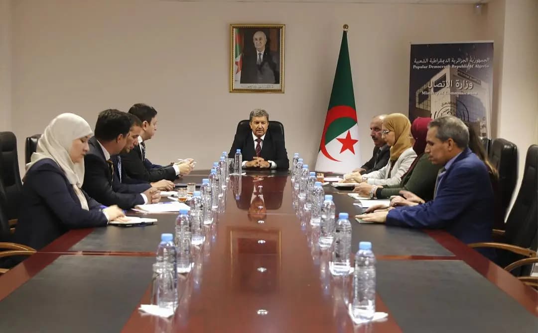 Le ministre de la Communication installe le nouveau Secrétaire général du ministère