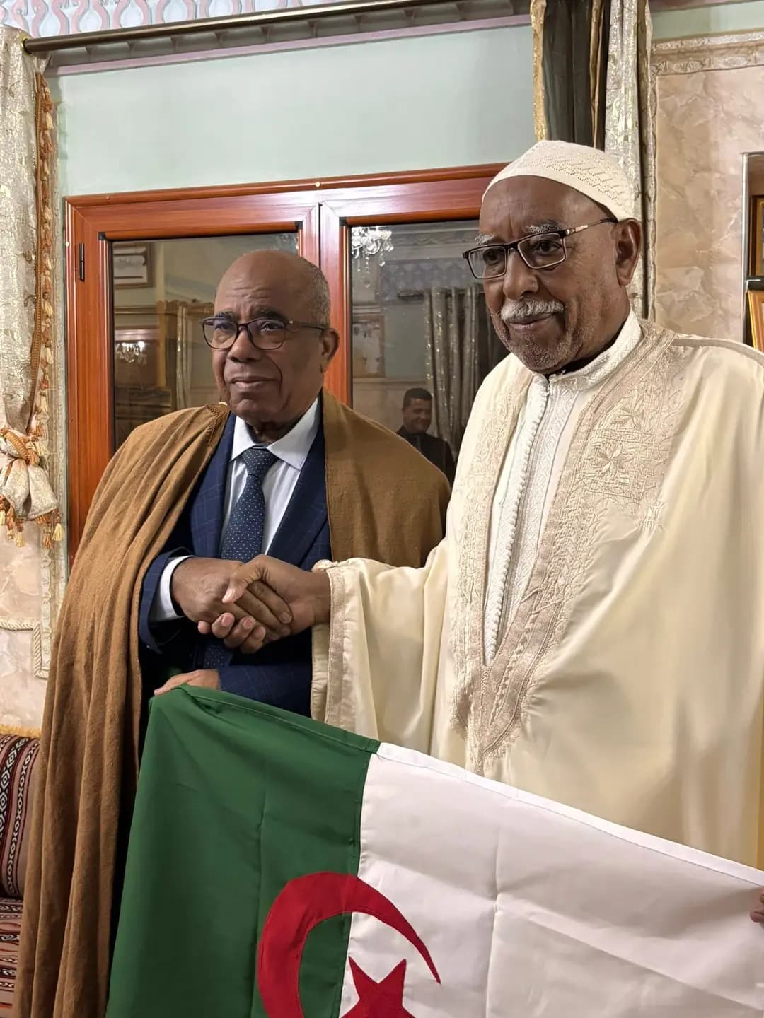 Les valeurs spirituelles et cognitives, parties intégrantes de l'identité nationale