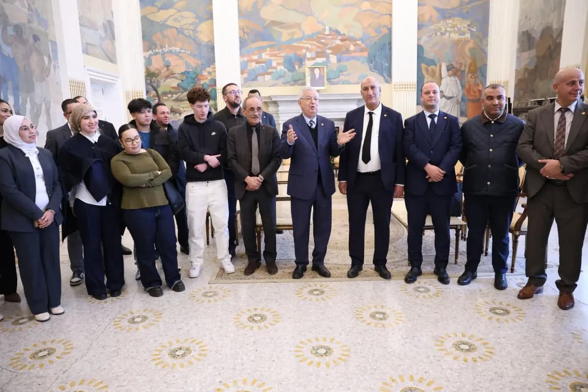 Nasri reçoit une délégation de membres de la communauté nationale établie à l'étranger