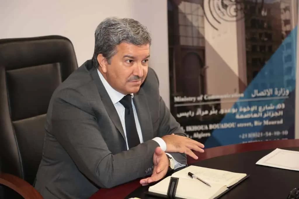 Le ministre de la Communication, M. Zoheir Bouamama