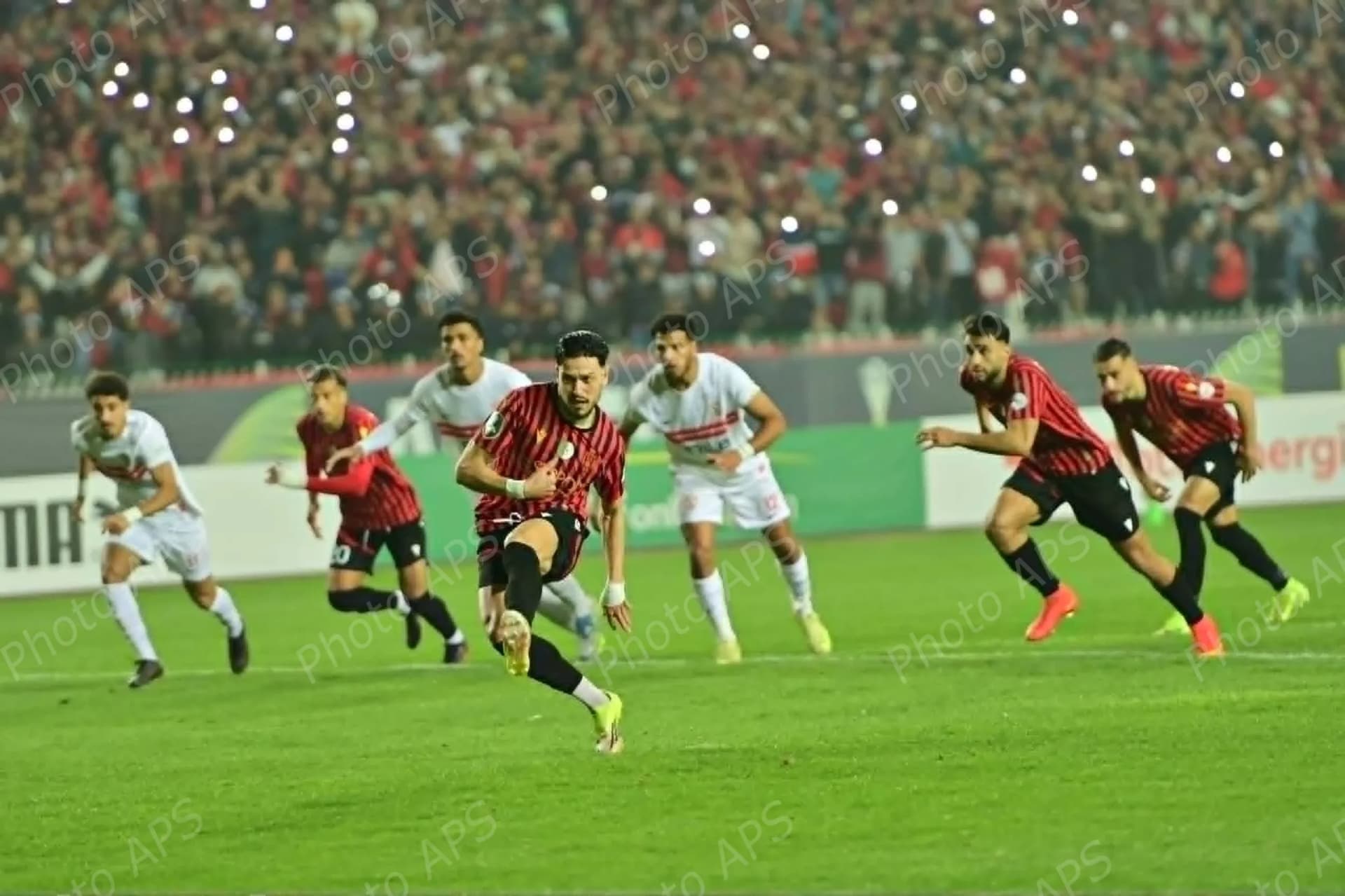 Foot/ Coupe de la Confédération (Finale - aller) USMA - Zamalek SC 1-0 :
les Rouge et Noir prennent une option sur le sacre