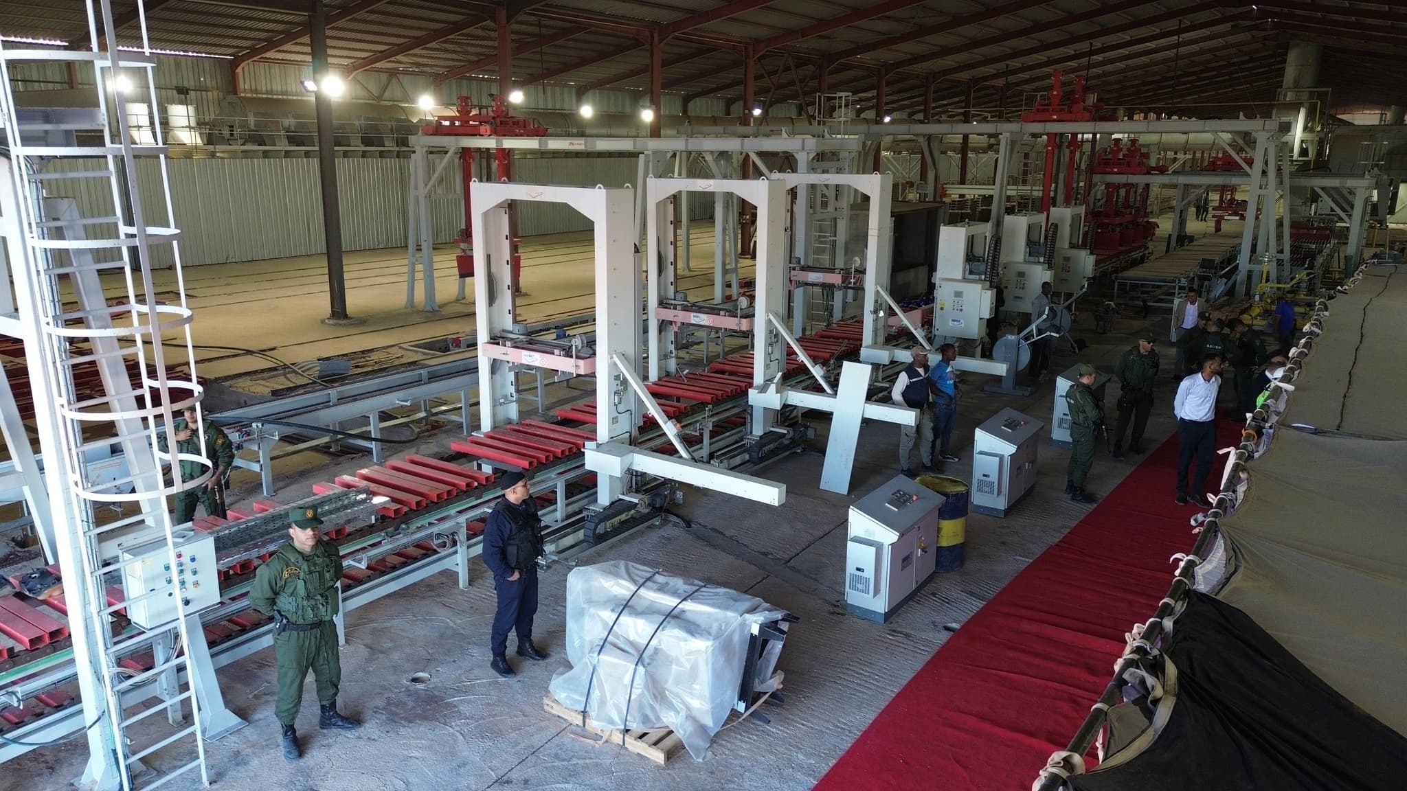 hâter les travaux pour l'exploitation de la briqueterie de Fenoughil en mars prochain