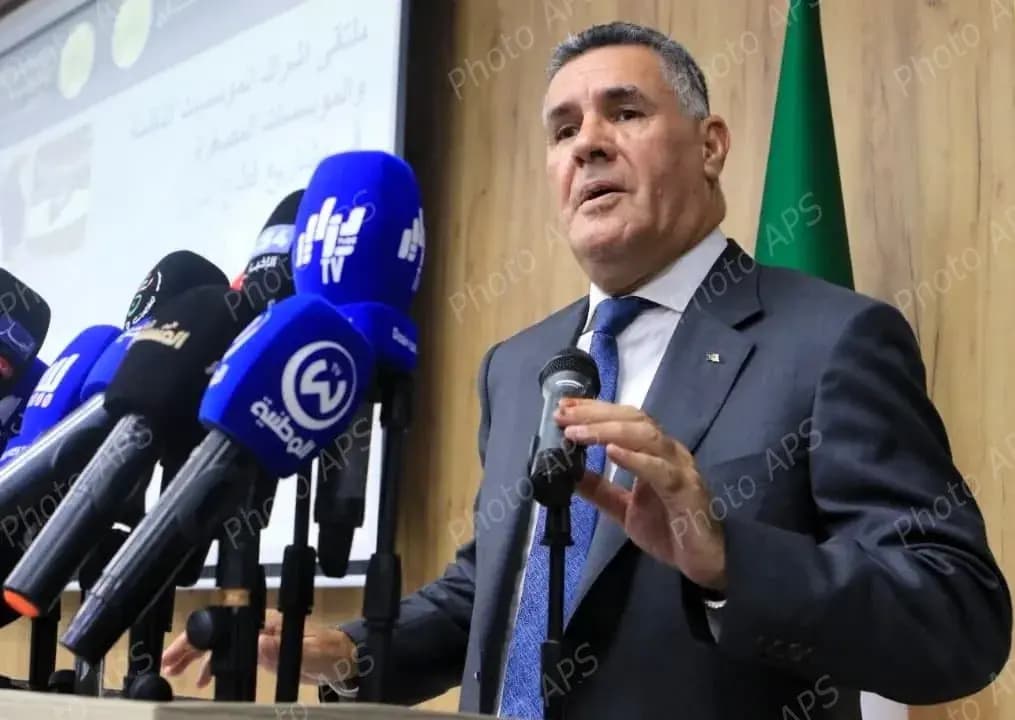 Accord pour faciliter l'implication des microentreprises et des startups dans les projets du secteur de l'hydraulique