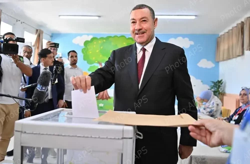 Sayoud accomplit son devoir électoral