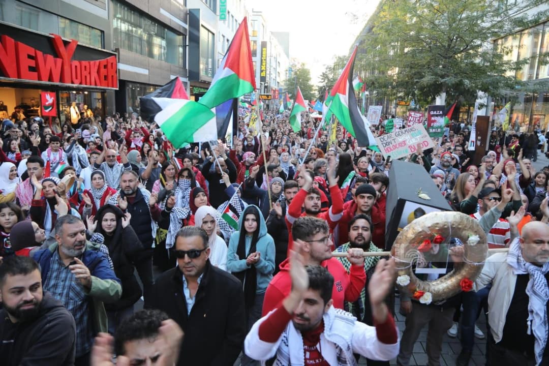 Des centaines de manifestants à New York pour exiger un cessez-le-feu à Ghaza