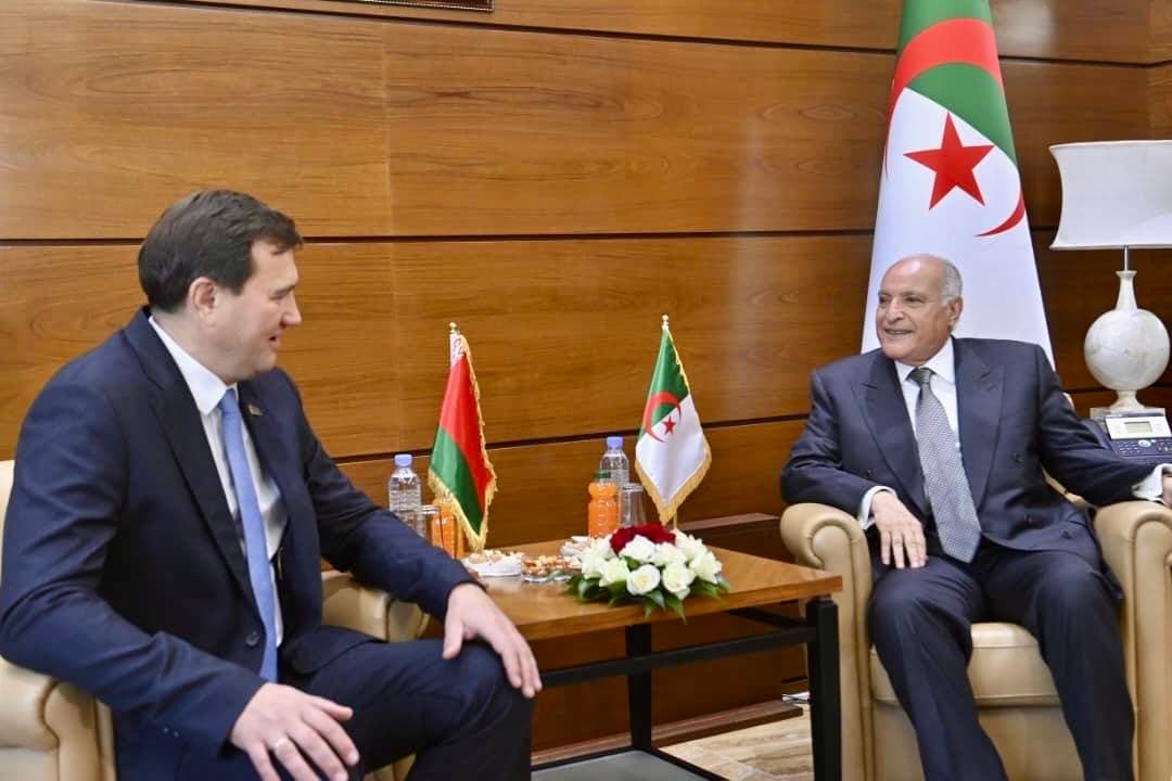 Attaf reçoit son homologue biélorusse