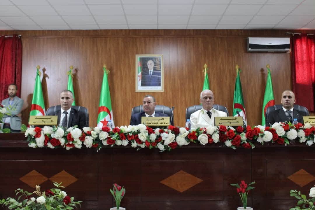 Sayoud préside la cérémonie d'installation de Brahim Ouadi en tant que wali de Massaâd