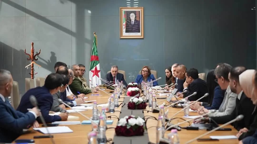 Arhab préside une réunion de coordination en préparation des Olympiades africaines des métiers