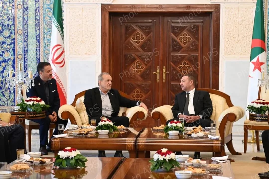 L'avion du président de la République islamique d'Iran effectue une escale technique à Alger