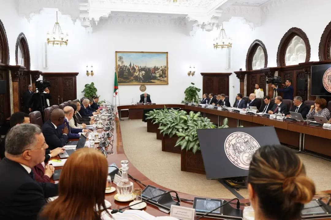 La mise en service effective du Portail national des services numériques vise à améliorer la gestion et à réduire les dépenses