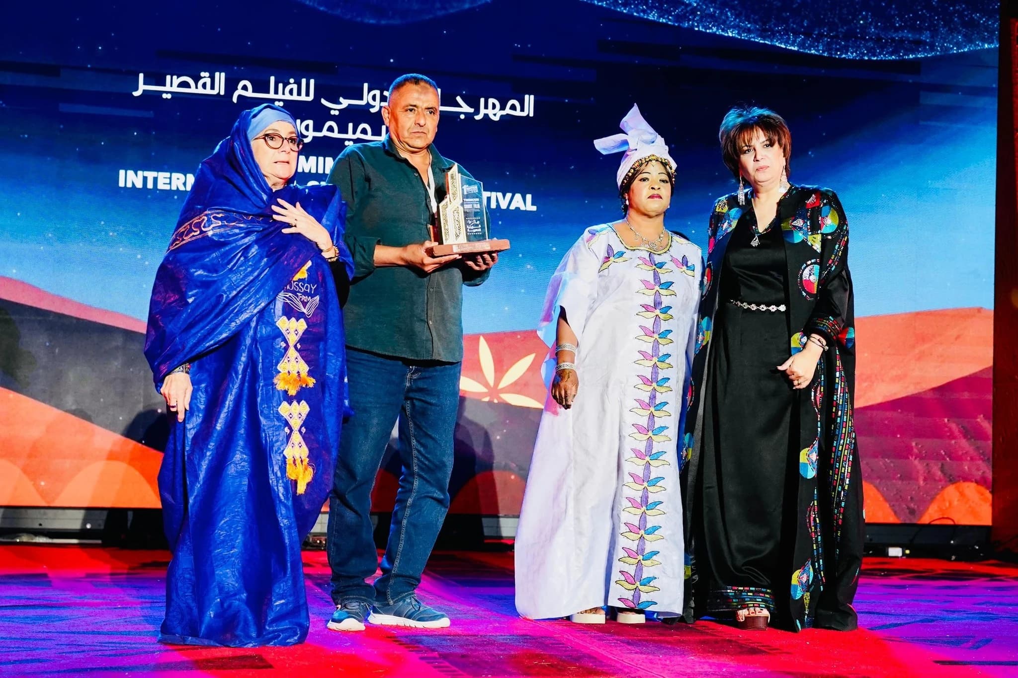 Bendouda préside à Timimoun l'ouverture du 1er festival international du court-métrage