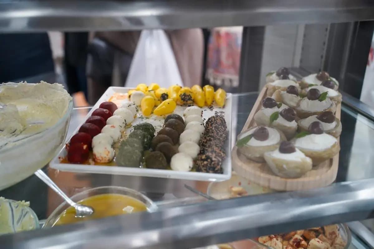 Ouverture du 1er Salon national du fromage et les dérivés du lait avec la participation de 25 exposants