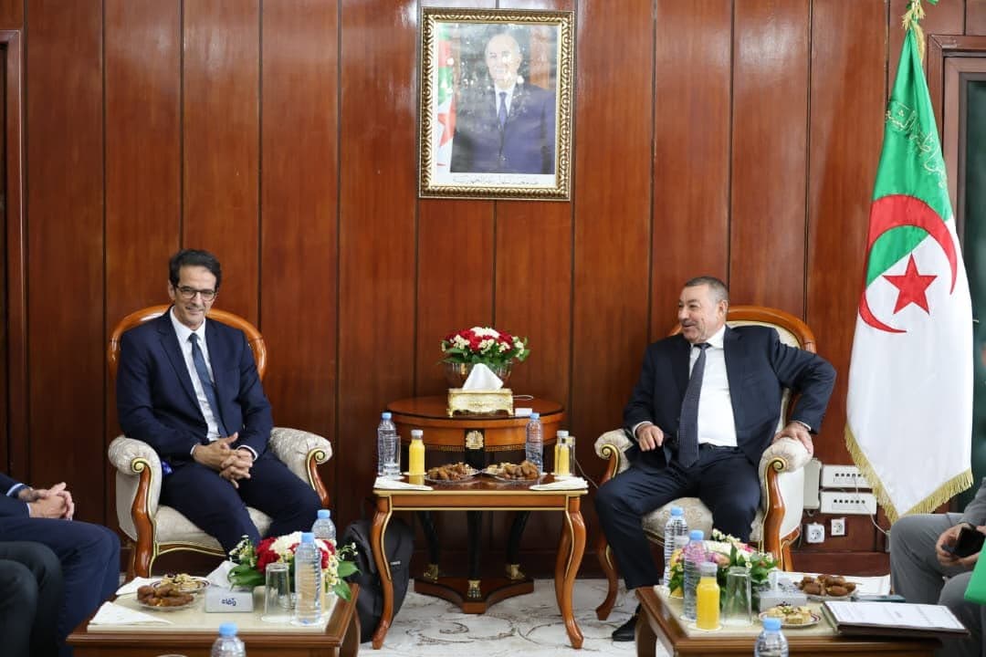 Sayoud reçoit le Directeur général de CMA CGM Algérie