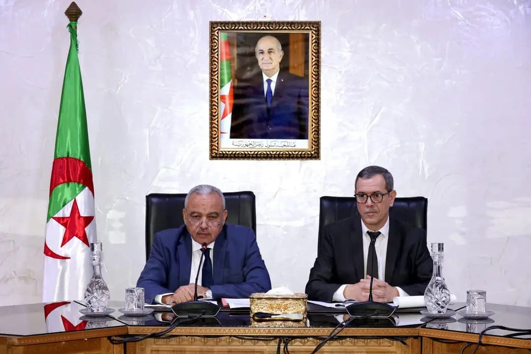 Réunion de coordination entre les ministères de l'Intérieur et de l'Habitat pour établir les listes du programme des logements